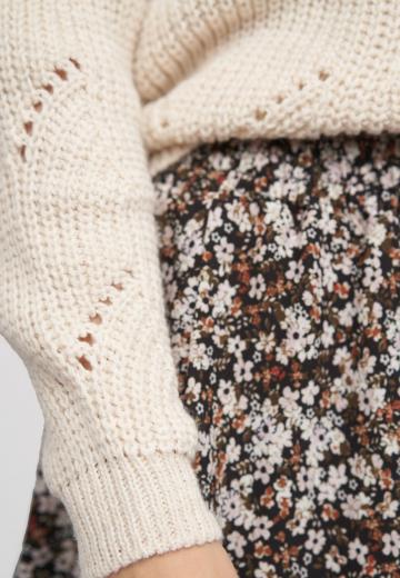 Вязаная кофта