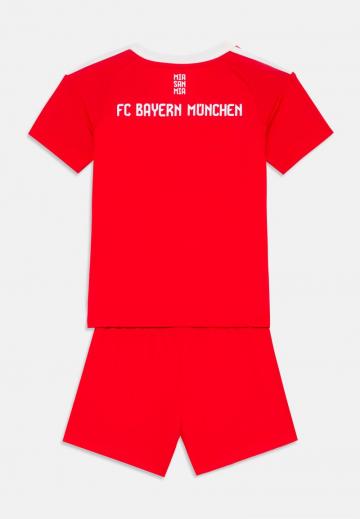 Спортивные шорты