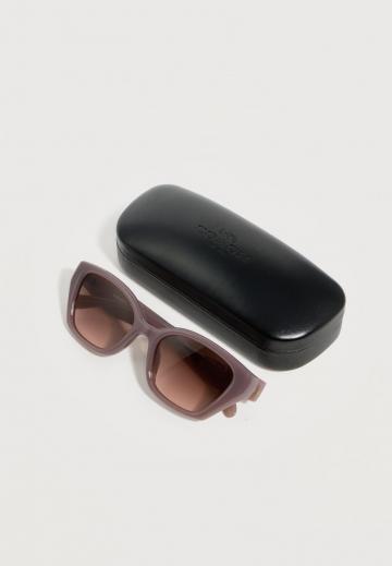 Солнечные очки