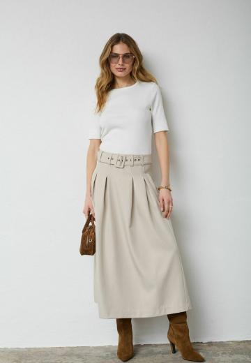 Юбка с накладными карманами