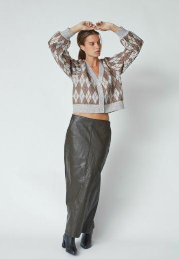 Жаккардовая вязаная кофта