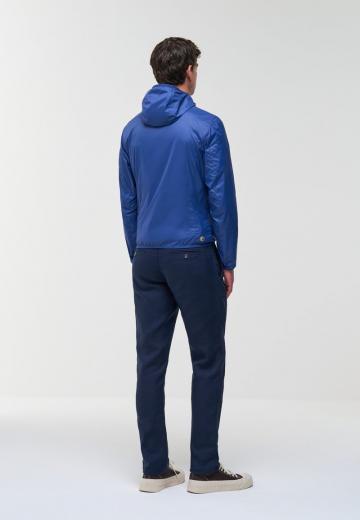 Спортивная куртка