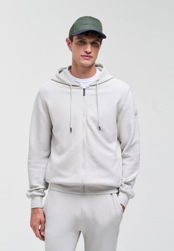 Спортивная кофта