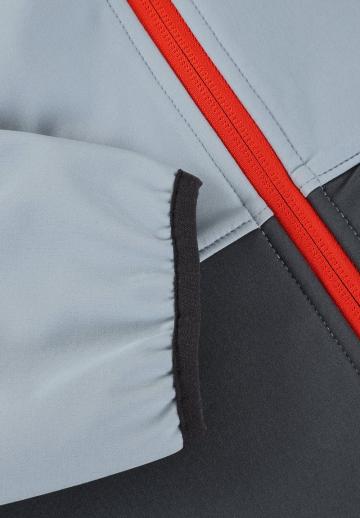 Спортивная куртка