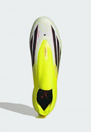 Футбольные бутсы