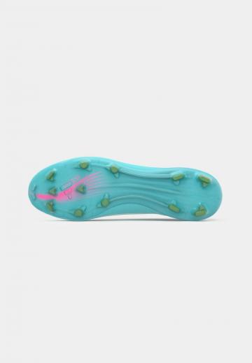 Футбольные бутсы