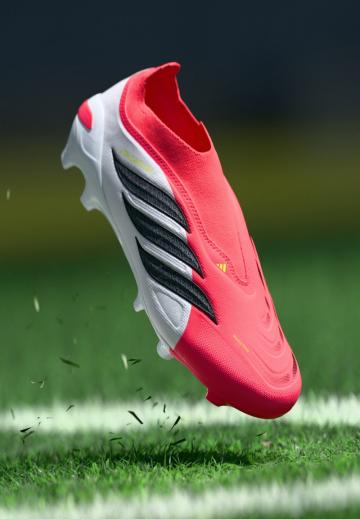 Футбольные бутсы