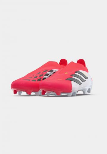 Футбольные бутсы