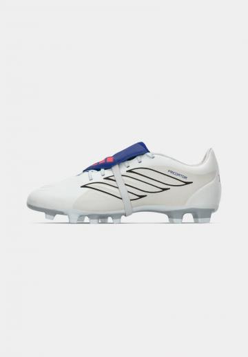 Футбольные бутсы