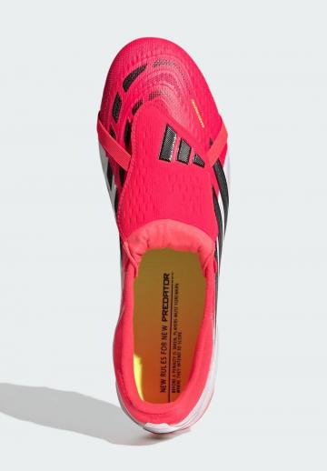 Футбольные бутсы