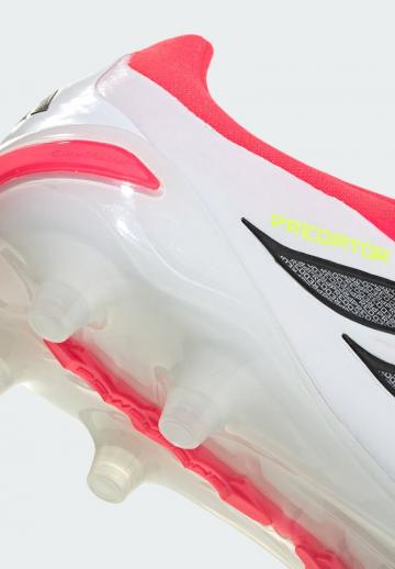 Футбольные бутсы