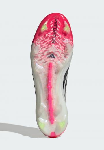 Футбольные бутсы