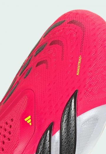 Футбольные бутсы