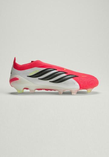 Футбольные бутсы