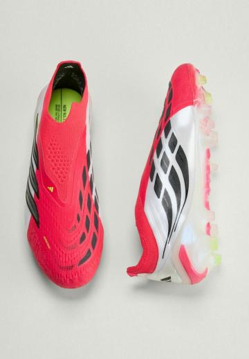 Футбольные бутсы