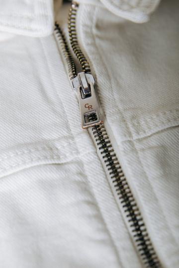 Короткий блейзер