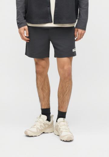 Спортивныве шорты