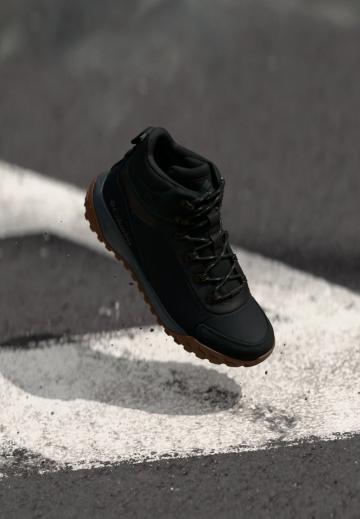 Походные ботинки