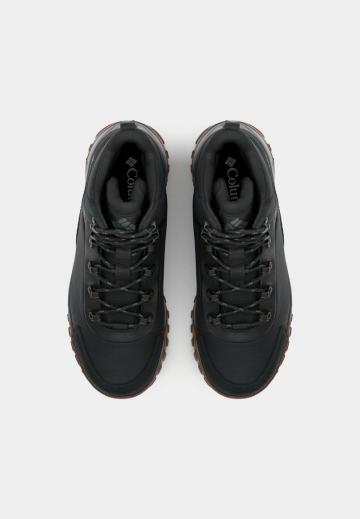 Походные ботинки