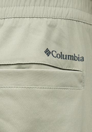 Брюки с накладными карманами