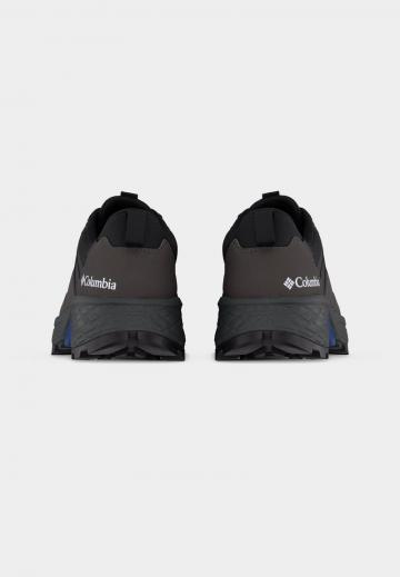 Походные кроссовки