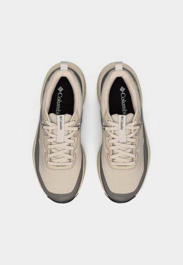 Походные ботинки