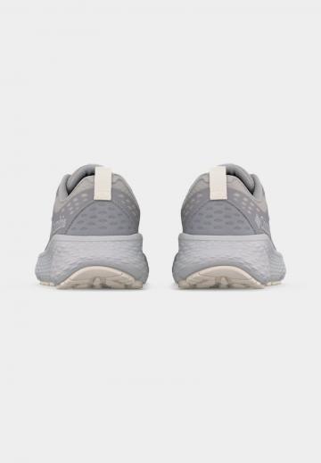 Походные ботинки