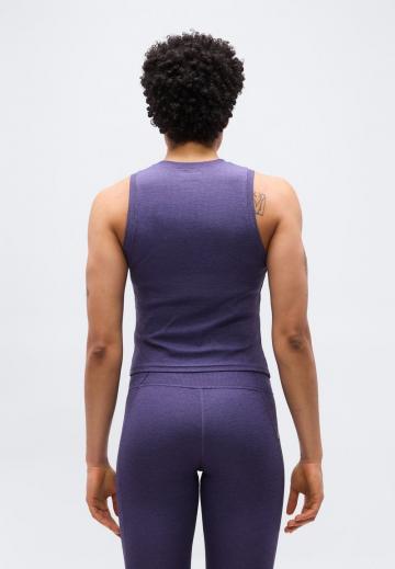 Спортивный топ