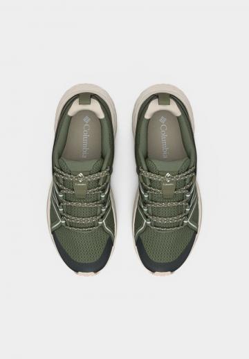 Походные ботинки