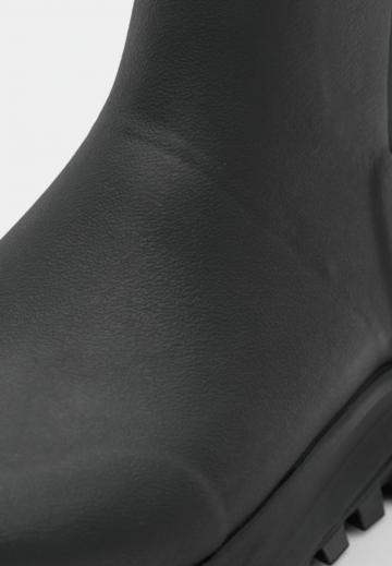 Походные сапоги