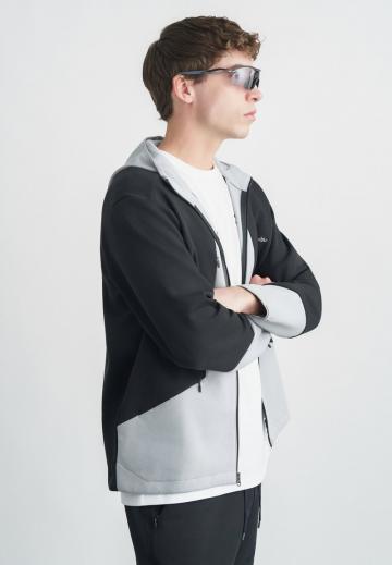 Спортивная кофта