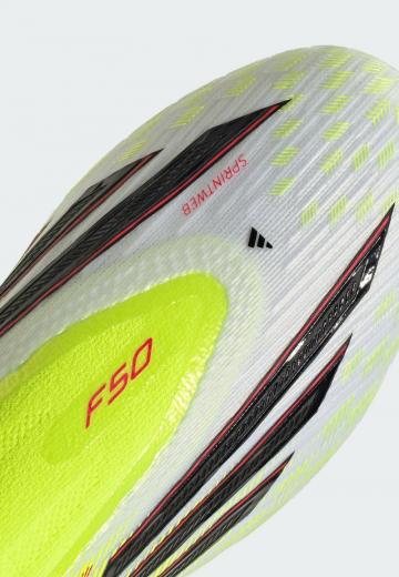 Футбольные бутсы