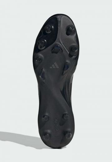 Футбольные бутсы