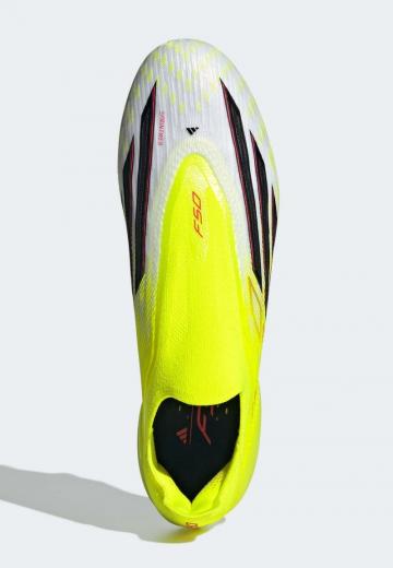 Футбольные бутсы