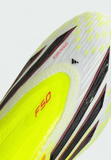 Футбольные бутсы