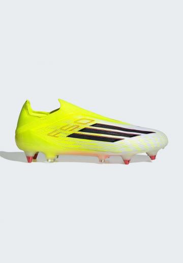 Футбольные бутсы