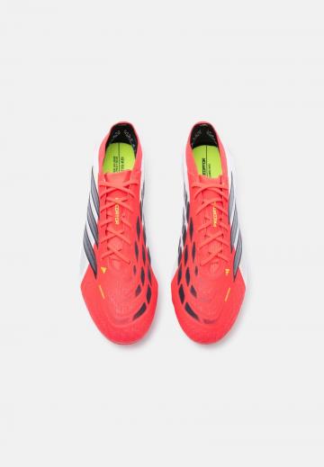 Футбольные бутсы