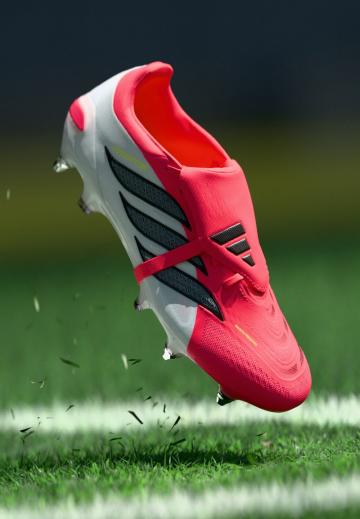 Футбольные бутсы