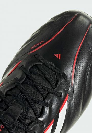 Футбольные бутсы