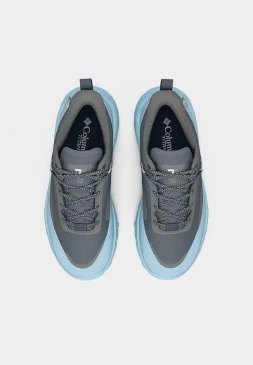 Походные ботинки