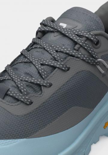 Походные ботинки