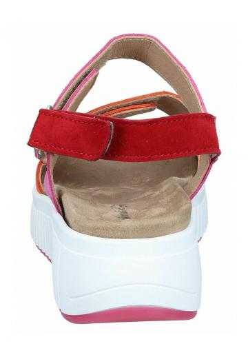 Босоножки на танкетке