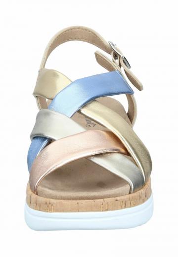 Босоножки на танкетке