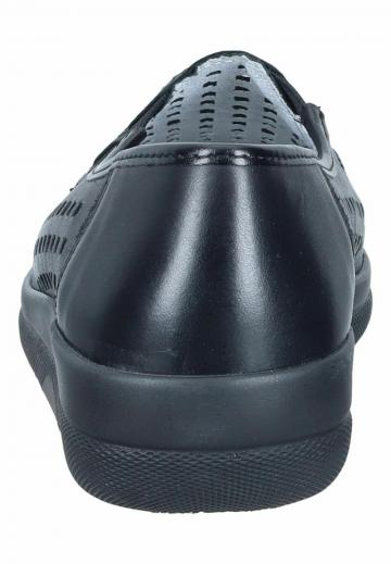 Полуботинки