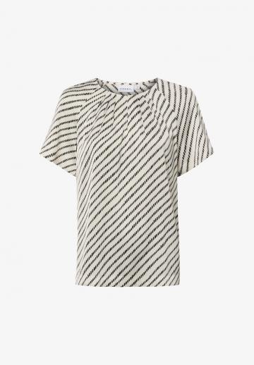 Атласная блузка