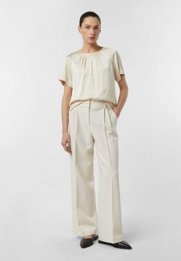 Атласная блузка