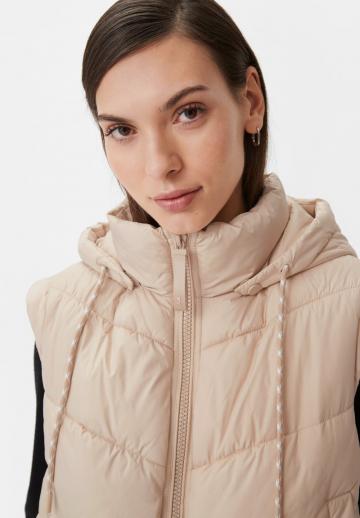 Стеганый жилет