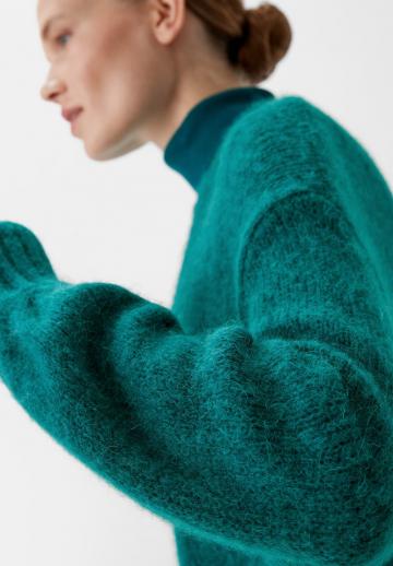 Длинный жилет