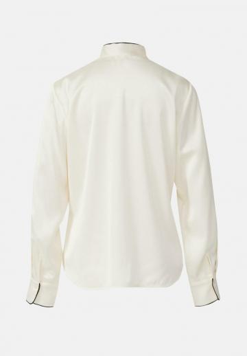 Атласная блузка