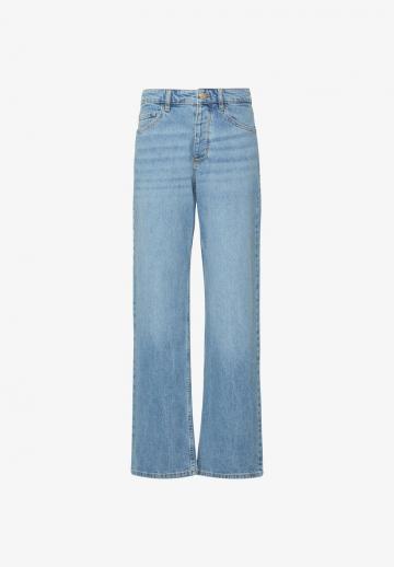 Прямые джинсы